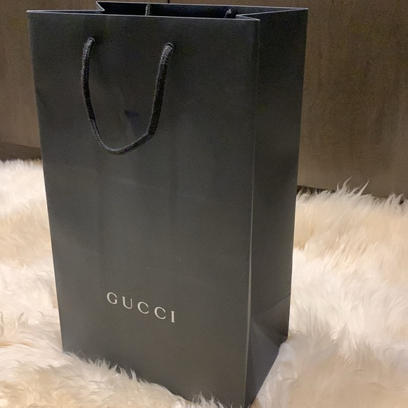 Gucci paper shopping bag Authentic - Picture 2 of 7